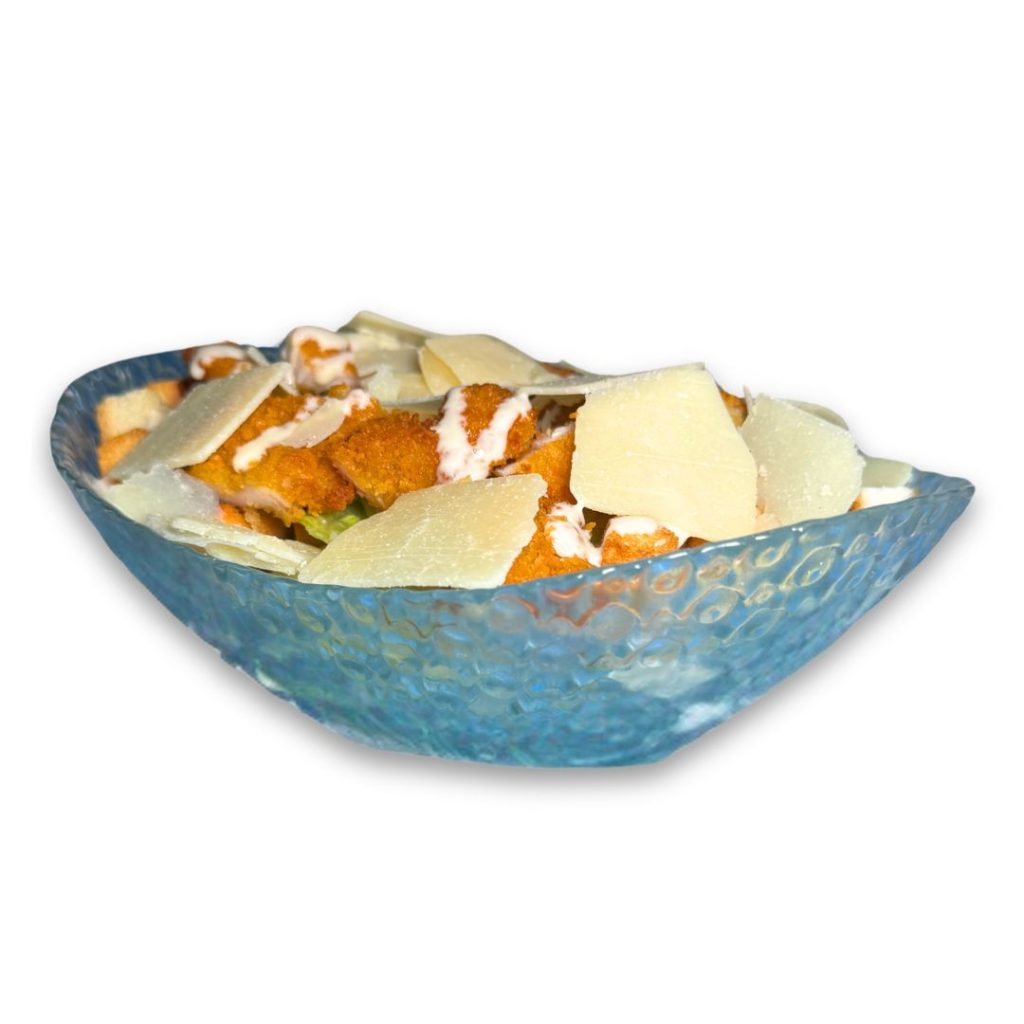 ensalada con pollo lechuga y queso